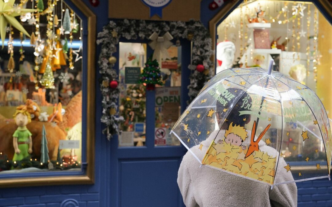 The Petit Prince Store – Paris transforms for the holidays